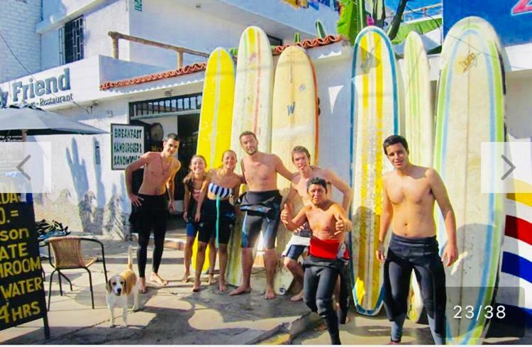 Surf Hostel My Friends Huanchaco Buitenkant foto
